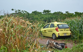 Taxi gây tai nạn liên hoàn, thai phụ sắp sinh tử nạn