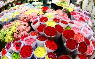 Ghé thăm chợ hoa lớn nhất Bangkok