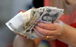 Dự trữ ngoại hối Trung Quốc chạm đáy sau 3 năm
