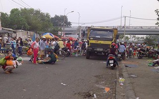 Chịu thua chợ “chạy”?