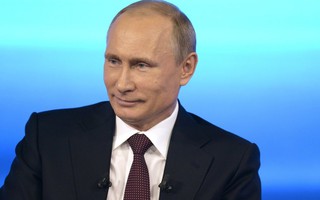 Ông Putin bối rối khi tư vấn nuôi chó, nuôi bò!