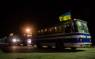 Trao đổi tù binh giữa quân Ukraine và phe ly khai