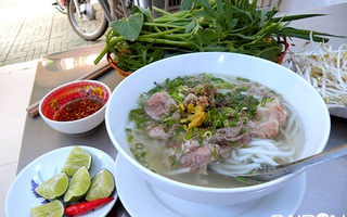 Bánh canh... nổi loạn?