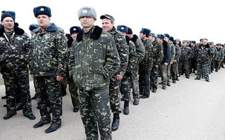 Người dân Ukraine “trốn” tổng động viên