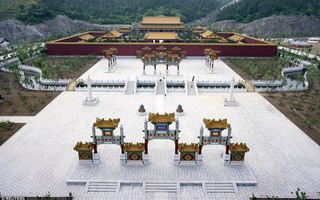 Cung điện mùa hè 5 tỉ USD ở Trung Quốc mở cửa đón khách
