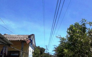 Dây điện 35 KV cháy rơi xuống nhà dân, 2 người bị thương