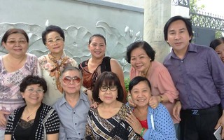 Gia tộc Minh Tơ hội tụ tại nhà nghệ sĩ Kim Tử Long