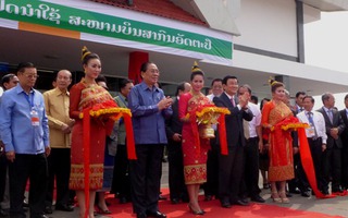 Chủ tịch nước khai trương sân bay tại Lào do bầu Đức tài trợ