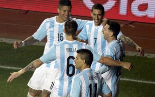 Vuột ngôi vô địch Copa, Argentina vẫn lên số 1 thế giới