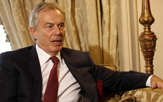 Cựu thủ tướng Anh Tony Blair: "Tôi không phải người siêu giàu"