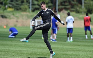 Chelsea sang Canada rèn quân, chờ đối đầu Barca, PSG