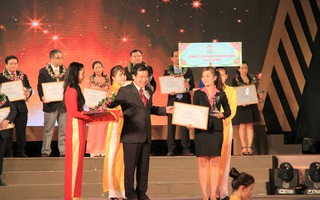Du Lịch Việt vinh dự đón nhận 3 giải thưởng thương hiệu du lịch TP HCM 2014