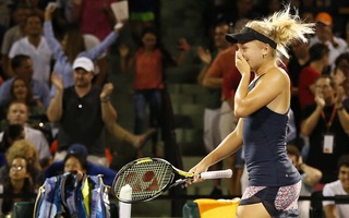 “Búp bê Nga” Sharapova thua sốc ở Miami Open