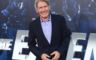 Harrison Ford xuất viện sau tai nạn máy bay suýt chết