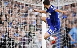 Hazard giúp Chelsea khuất phục “quỷ đỏ”