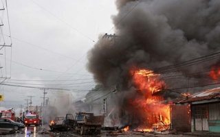 49 người thương vong trong vụ nổ bom xe ở Philippines