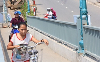 Cầu "2 trong 1" ở kênh Tân Hóa – Lò Gốm