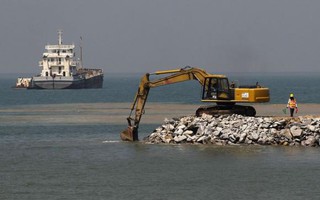 Sri Lanka ngưng dự án 1,5 tỉ đô của Trung Quốc