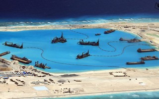 Trung Quốc lại ngụy biện về việc xây đảo trên biển Đông