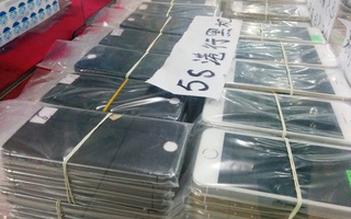 Một công ty Trung Quốc sản xuất hơn 40.000 iPhone giả