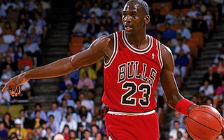 Michael Jordan: Tỉ phú thể thao đầu tiên được Forbes xếp hạng