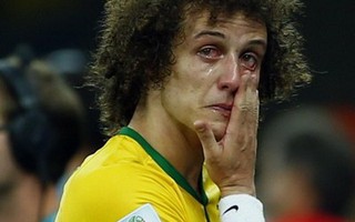 David Luiz gây "bão mạng" khi có tên trong đội hình tiêu biểu FIFA