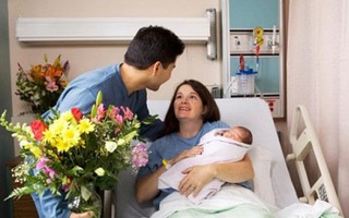 Thủ tục hưởng thai sản mới lao động nữ sinh con cần biết
