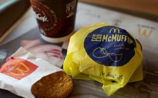 McDonald's hứa không sử dụng trứng gà "nhốt"