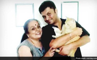 Ấn Độ: Mẹ đăng báo tìm chồng cho...con trai