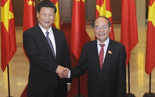 Chủ tịch QH Nguyễn Sinh Hùng lên đường thăm Trung Quốc