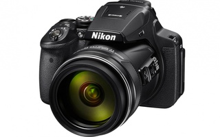 Nikon trình làng Coolpix P900 siêu zoom 83x