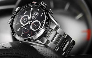 Smartwatch siêu sang TAG Heuer cạnh tranh với Apple