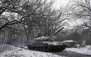 "Hàng chục xe tăng từ Nga vào Ukraine" giữa lúc đàm phán