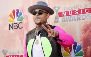 Úc cấm cửa ca sĩ Chris Brown vì từng đánh dã man bạn gái