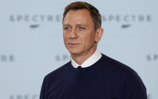 Daniel Craig thà cắt cổ tay hơn đóng tiếp James Bond
