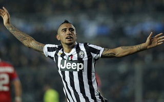 Vidal chính thức chia tay Juventus