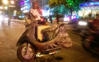 Xe Attila bốc cháy trên đường phố Nha Trang