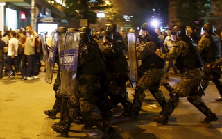 Macedonia: Người biểu tình đập phá văn phòng tổng thống