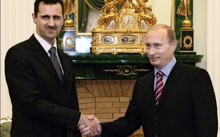 Tổng thống Putin và Assad đang chơi trò hai mặt?