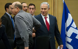 Bộ trưởng Quốc phòng Israel đột ngột từ chức