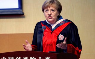 Bà Merkel “cứng” với Trung Quốc
