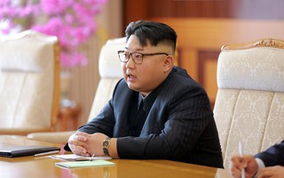 Mỹ lần đầu tiên trừng phạt ông Kim Jong-un