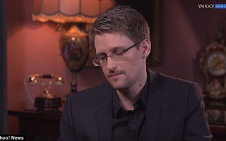 “Người thổi còi” Snowden sợ bị Nga bắt giao cho ông Trump