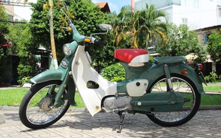 ‘Hàng hiếm’ Honda Super Cub C100 tại Sài Gòn