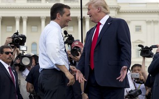 Ông Ted Cruz sắp "soán ngôi" tỉ phú Trump