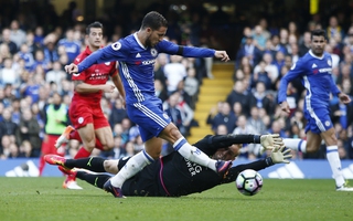 Thua Chelsea, Leicester lâm nguy