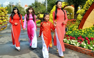 Tháng 3 thướt tha áo dài
