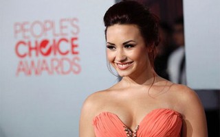 Demi Lovato bị cáo buộc “đạo nhạc”
