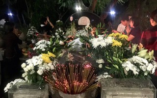 “Tháng 7 ngày rằm” viếng mộ chị Võ Thị Sáu
