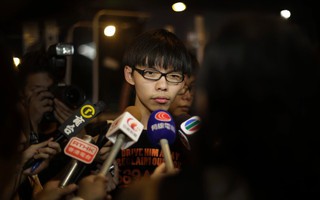 Thủ lĩnh sinh viên Hồng Kông thoát án tù